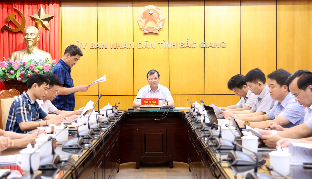 Focus on removing difficulties and speeding up implementation of investment projects on...|https://attp.bacgiang.gov.vn/web/chuyen-trang-english/detailed-news/-/asset_publisher/MVQI5B2YMPsk/content/focus-on-removing-difficulties-and-speeding-up-implementation-of-investment-projects-on-construction-and-business-of-industrial-zone-infrastructure